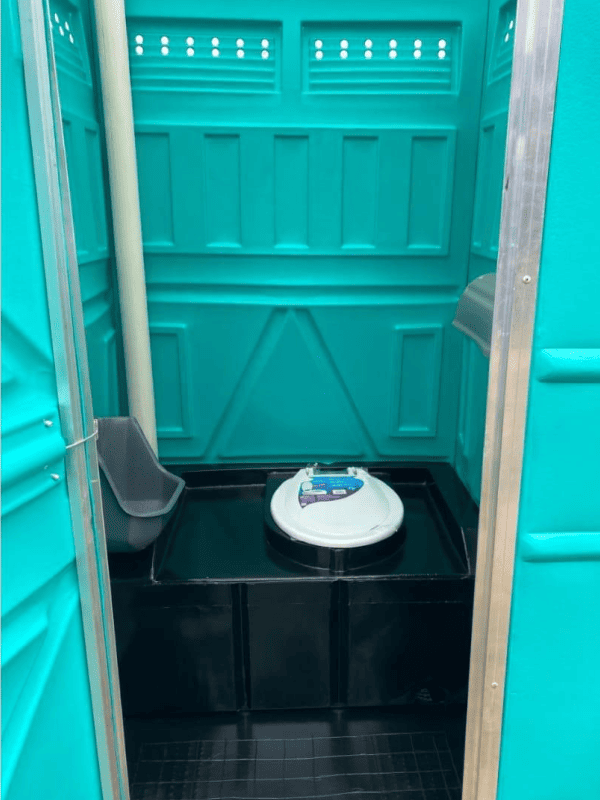 Banheiro Químico Standard - Vista Frontal